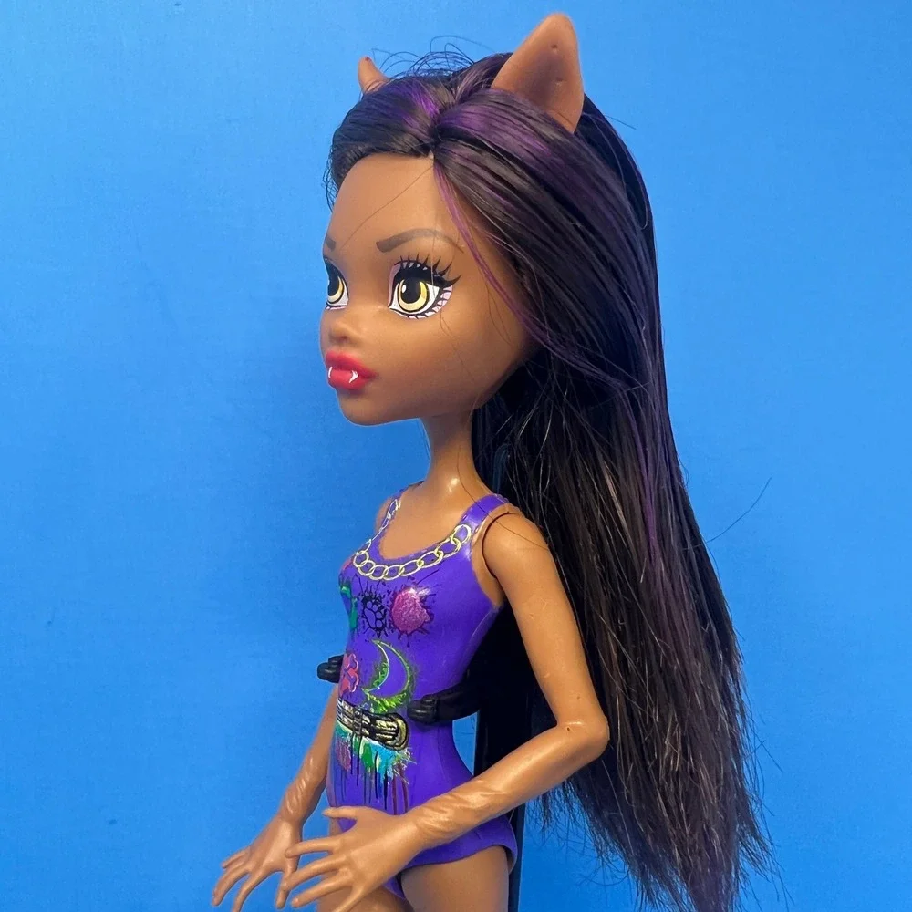 Monster High Clawdeen Wolf‎ Swim Class Werewolf Doll 2017 Purple Swimsuit